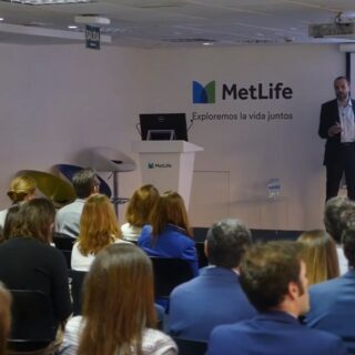 Vídeo resumen del 14 Foro de Marketing y Ventas para entidades financieras y aseguradoras MKTefa