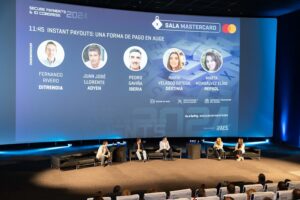 Mesa redonda: Instant Payouts: Una forma de pago en auge con Adyen, Repsol, Iberia, Destina y Ditrendia