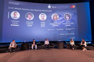 Mesa redonda: Instant Payouts: Una forma de pago en auge con Adyen, Repsol, Iberia, Destina y Ditrendia